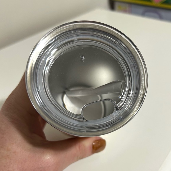 2025 Starbucks Holiday White Gold Ribbon Tumbler - Picture 2 of 3